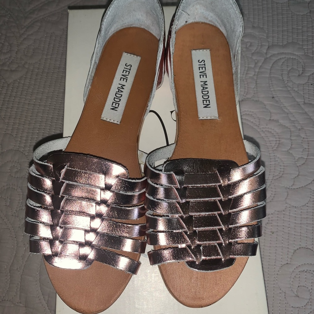 Steve Madden sandals